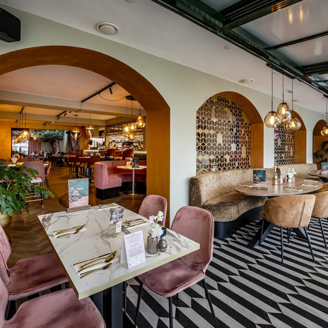 Restaurant-sjapo-serre-uitzicht