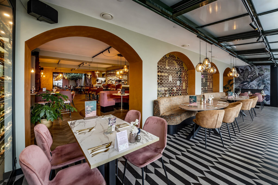 Restaurant-sjapo-serre-uitzicht